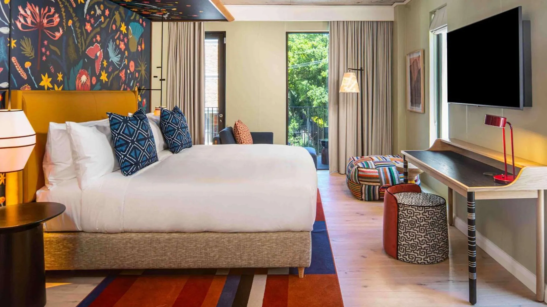 Hotel Canopy By Hilton Cape Town Longkloof